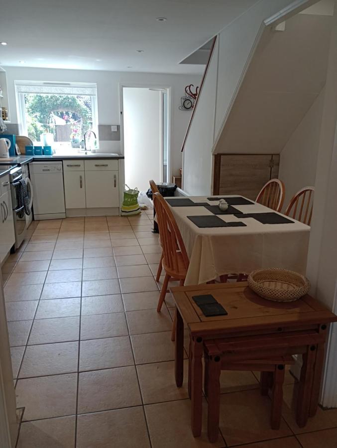 Bellevue Cottage Wicken  Екстериор снимка